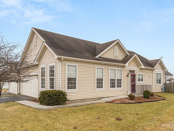 2nd image of 1215 Violet Ln