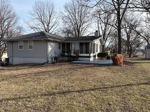 2nd image of 316 Gregory Dr
