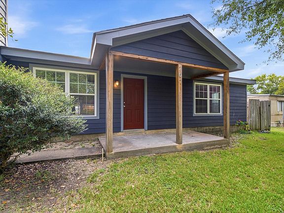 3rd image of 707 Layl Dr