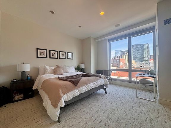 4th image of 1 Charles St S Unit 16G