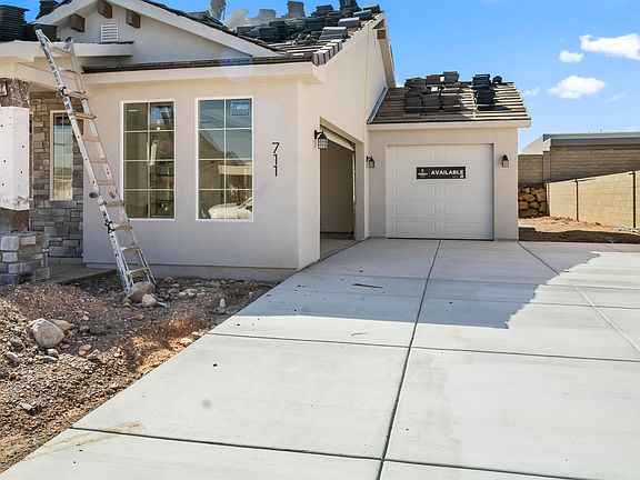 3rd image of 711 W Juniper Hill Dr #225