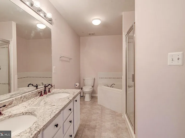 7700 Duneiden Ln — Photo 19