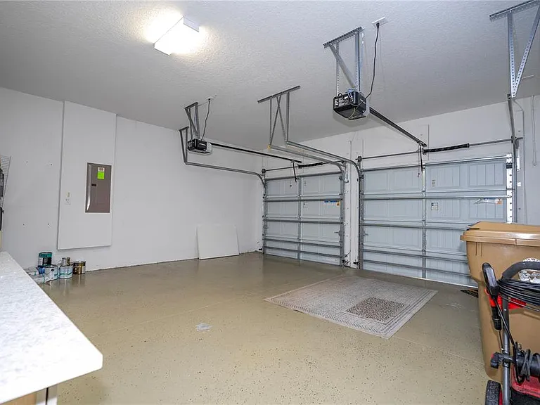 3043 Beaver Creek Dr — Photo 40