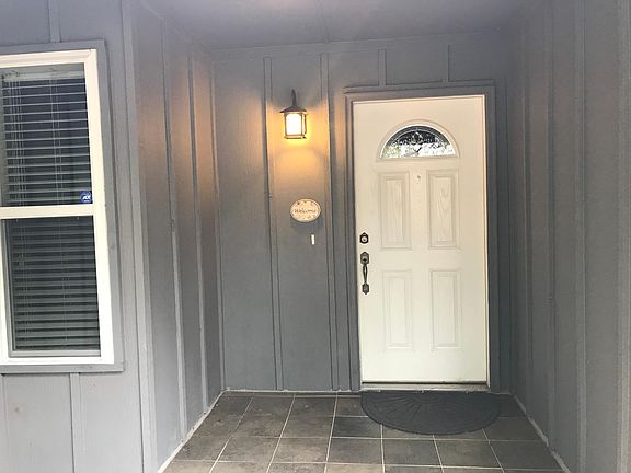 2nd image of 2402 Zapata Dr