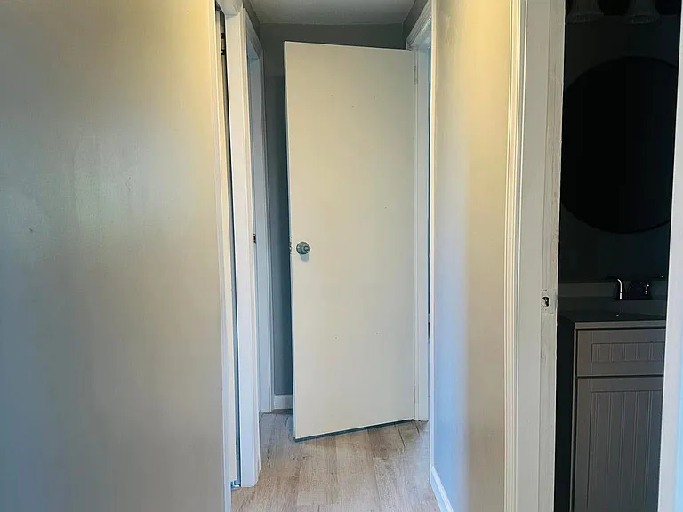 204 Phillips St — Photo 27