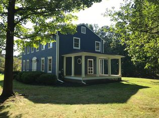 34 Maurerbrook Dr, Fishkill, NY 12524