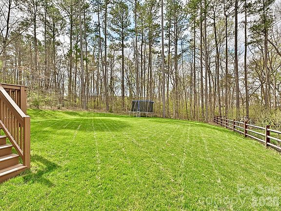 3rd image of 8044 Frances Haven Dr