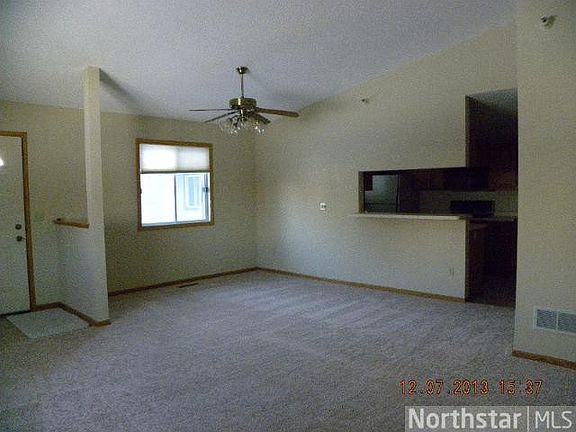 4th image of 3153 Manitou Dr
