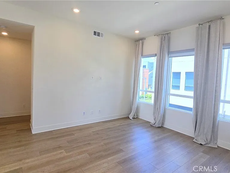 2245 Skylar Pl — Photo 10