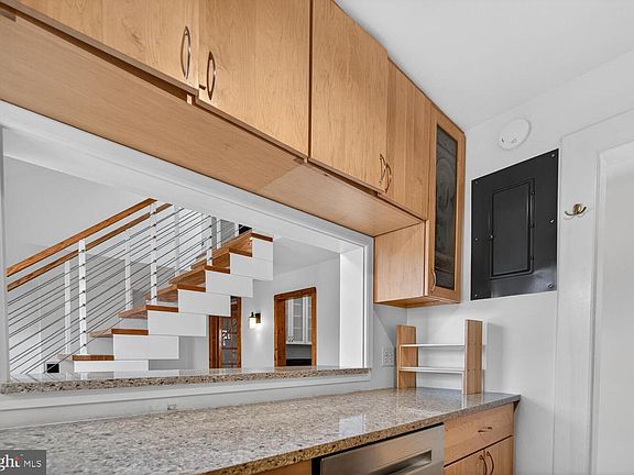 5th image of 8335 Grubb Rd APT 203