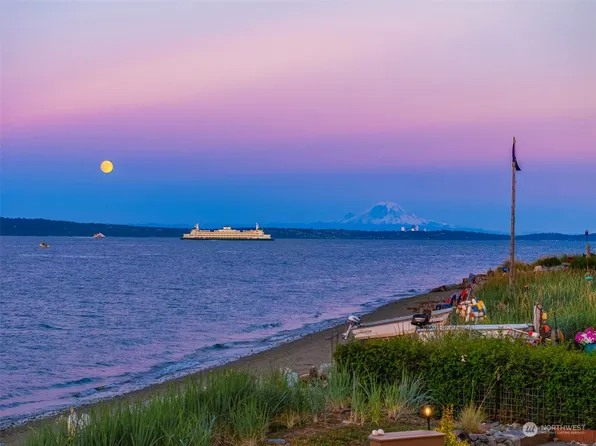 12084 NE Apple Tree Point Lane, Kingston, WA 98346