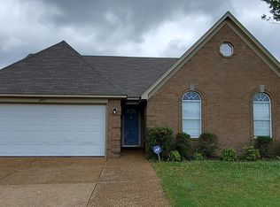 6915 Manslick Rd, Cordova, TN 38018