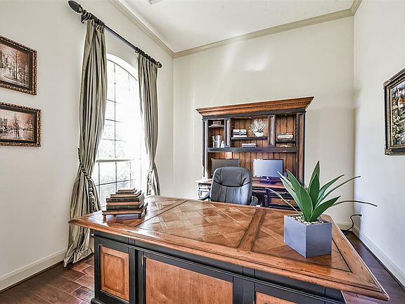 5th image of 11905 Shady Breeze Ct