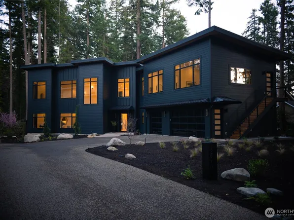 13970 Manzanita Road NE, Bainbridge Island, WA 98110