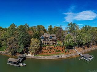 128 Charter Pl, Mooresville, NC 28117