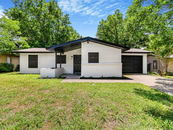 2820 Holiday Dr, Arlington, TX 76010