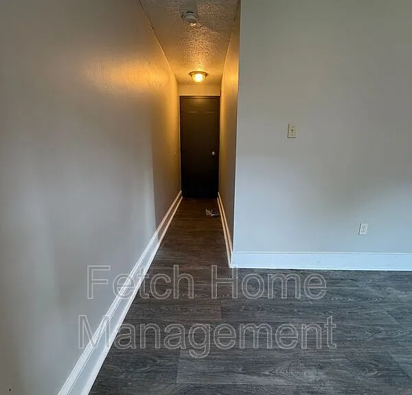 208 W Vine St #3 — Photo 5