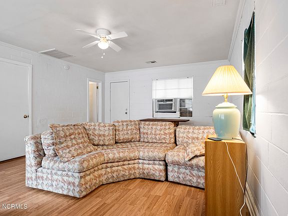 3rd image of 3309 Bridges Street #D33