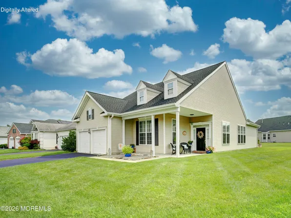 2 Williamsburg Court, Upper Freehold, NJ 08501