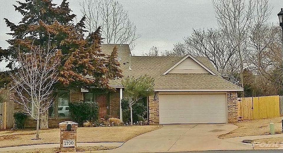 1st image of 1700 Fawn Valley Ln