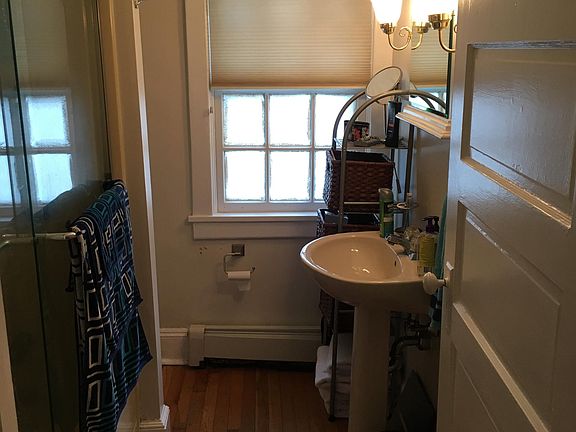 4th image of 32 York St