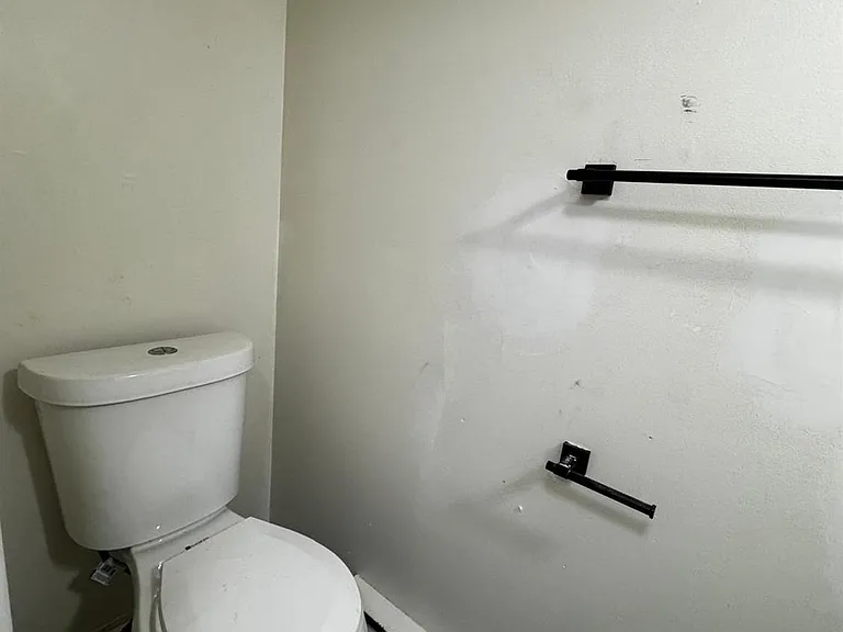 117 16th Ave #117 — Photo 8