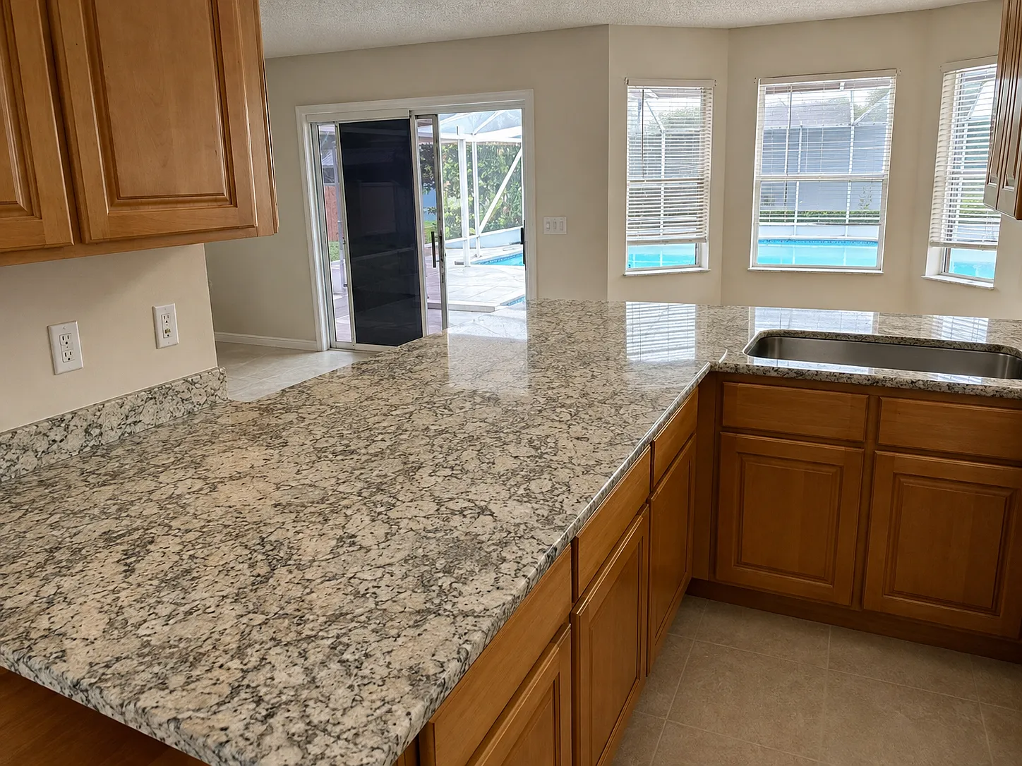 3 bed, 1527 sqft, $2,495 — Photo 3