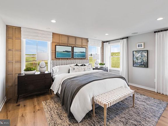 5th image of 107 Mahogany Ln