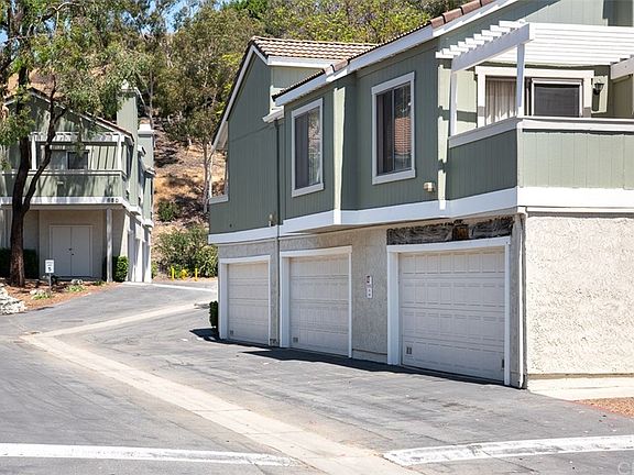 2nd image of 620 Golden Springs Dr Unit A