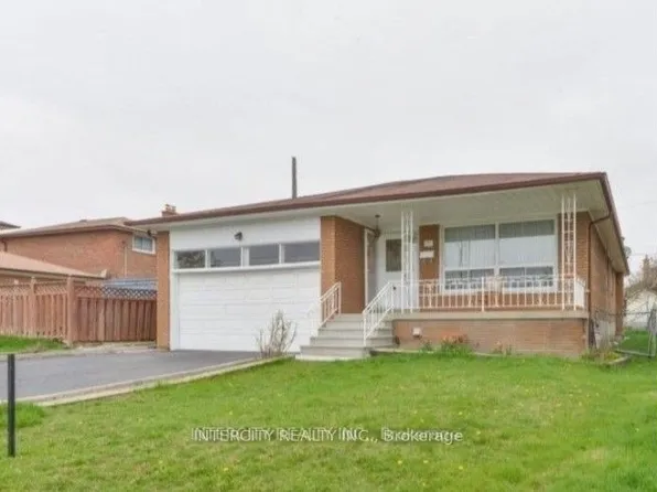 167 Silverstone Dr, Toronto, ON M9V 3H1