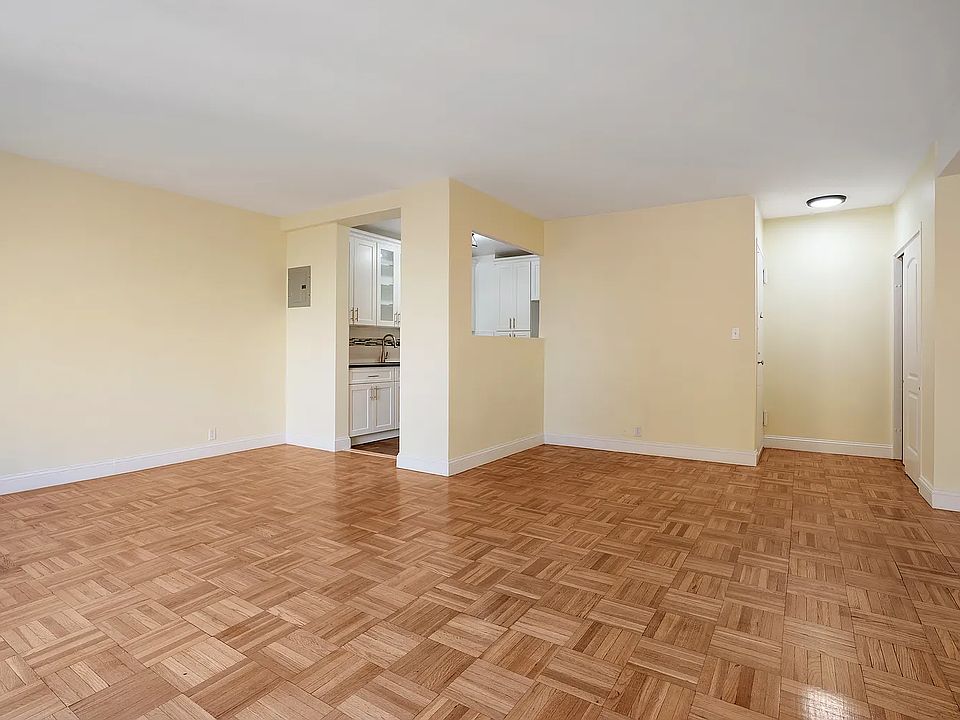 1st image of 2 Fordham Hill Oval APT 11H