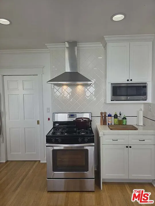 2 bed, 3.0 bath, $5,500 — Photo 2
