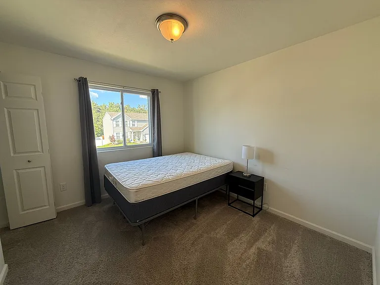 10906 Constant Dr — Photo 13
