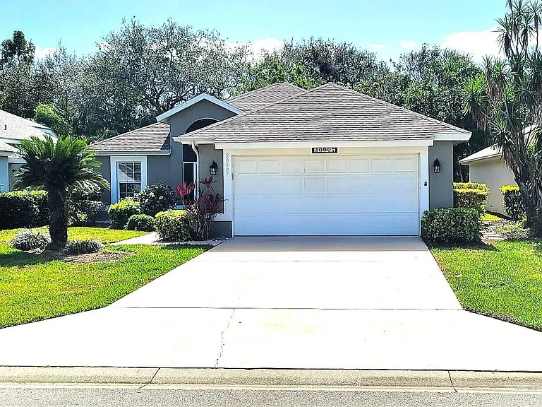 20907 Country Barn Dr — Photo 1