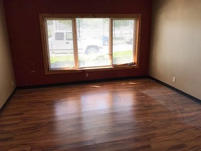 1640 Holdrege St #106 — Photo 4