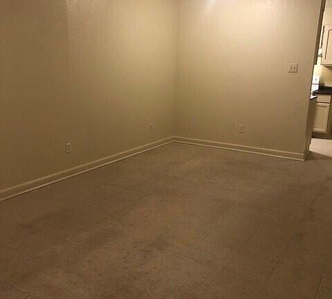 4th image of 109 Rue Royale