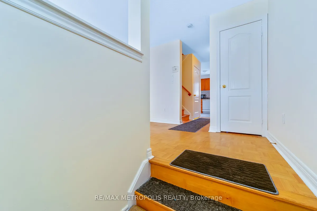 Building Photo - 16B Gower St #MAIN