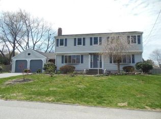 6 Parker Rd, Groveland, MA 01834