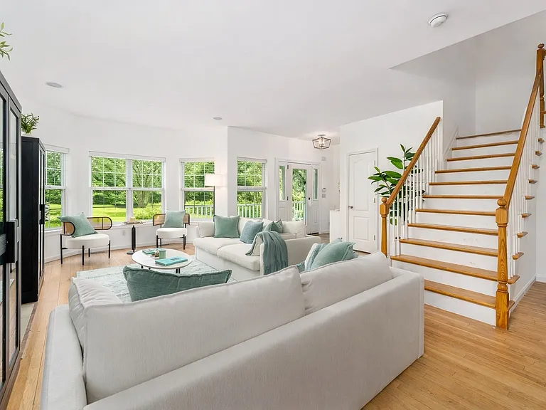 5 Broidy Ln — Photo 13