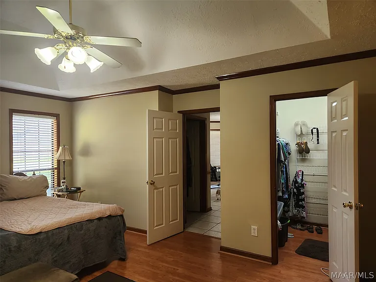 345 Spring Hollow Dr — Photo 14