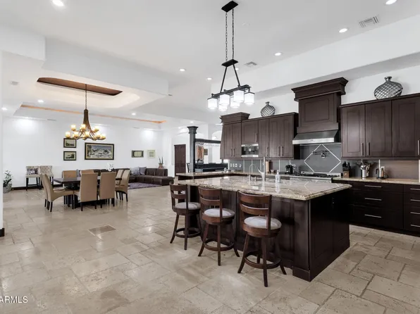 7320 E SWEETWATER Avenue, Scottsdale, AZ 85260