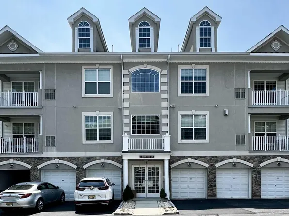3 Crystal Court #C1, Woodland Park, NJ 07424