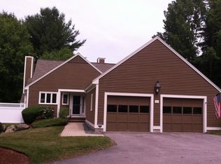 605 Straw Hill Rd, Manchester, NH 03104