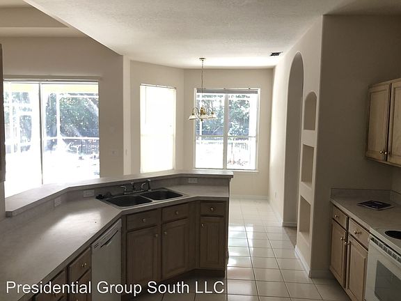 5th image of 7614 Milano Dr