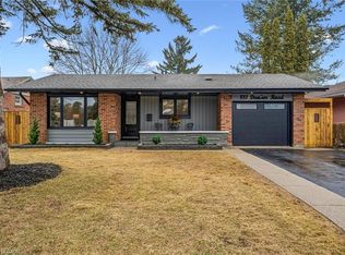 881 Dunbar Rd, Cambridge, ON N3H 2T6