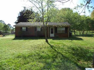 162 Macon Rd, Hazel Green, AL 35750