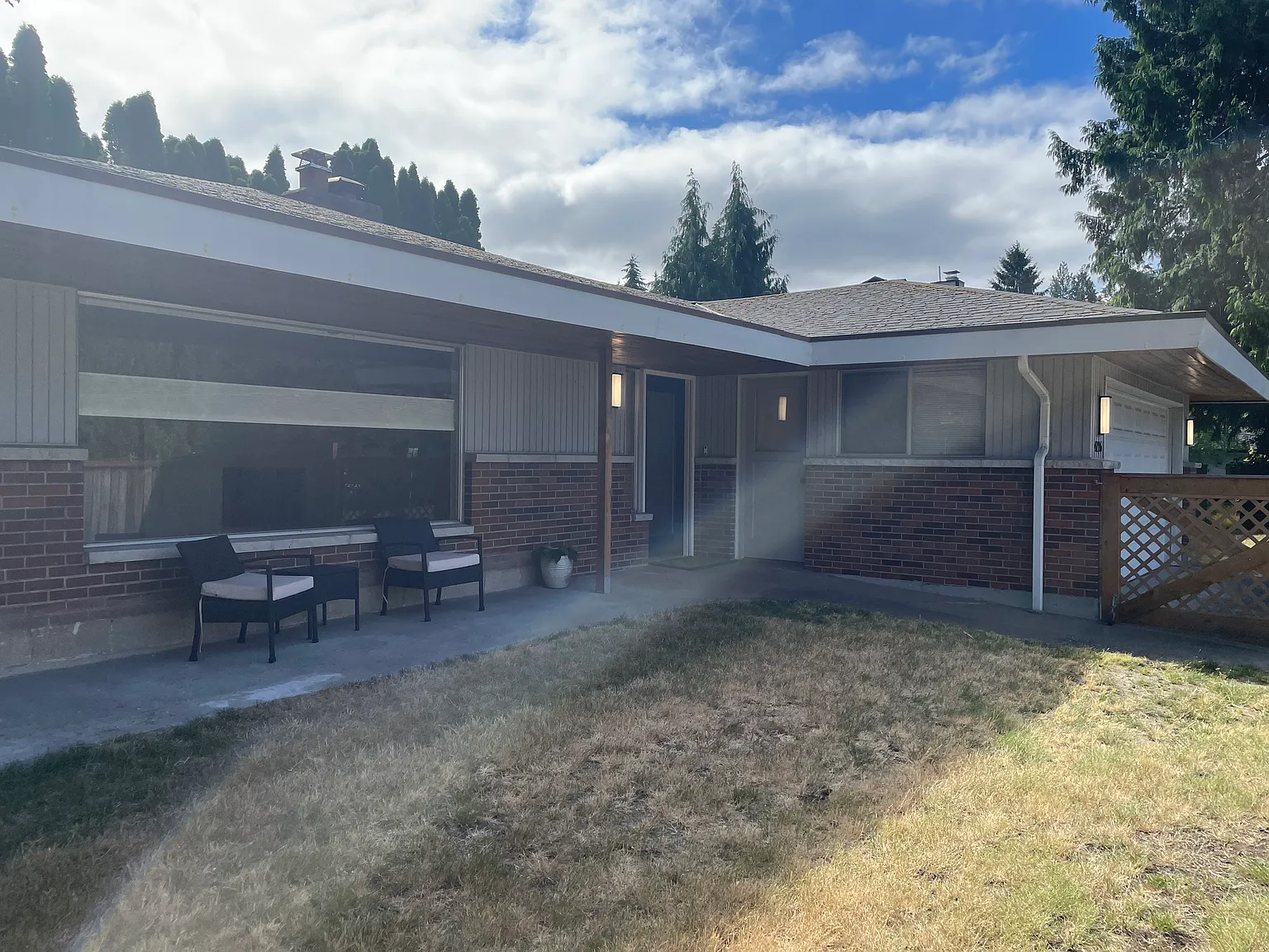 3 bed, 1850 sqft, $4,400 — Photo 1