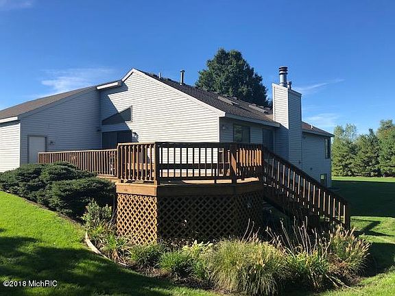 4th image of 6620 Crystal Downes Ct SE