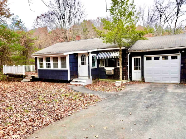 165 Robinson Road, Hudson, NH 03051