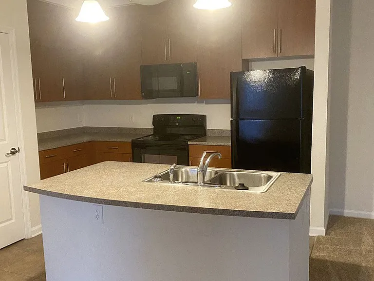 Clairmont at Jolliff Landing — Photo 58
